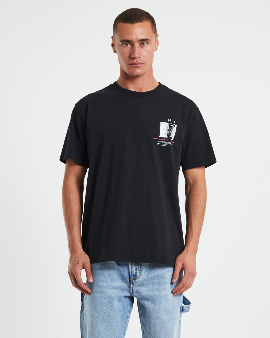 QUANDARY T-SHIRT