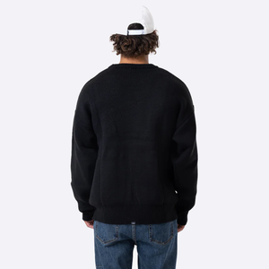 CONTROLLED DAMAGE CREW KNIT