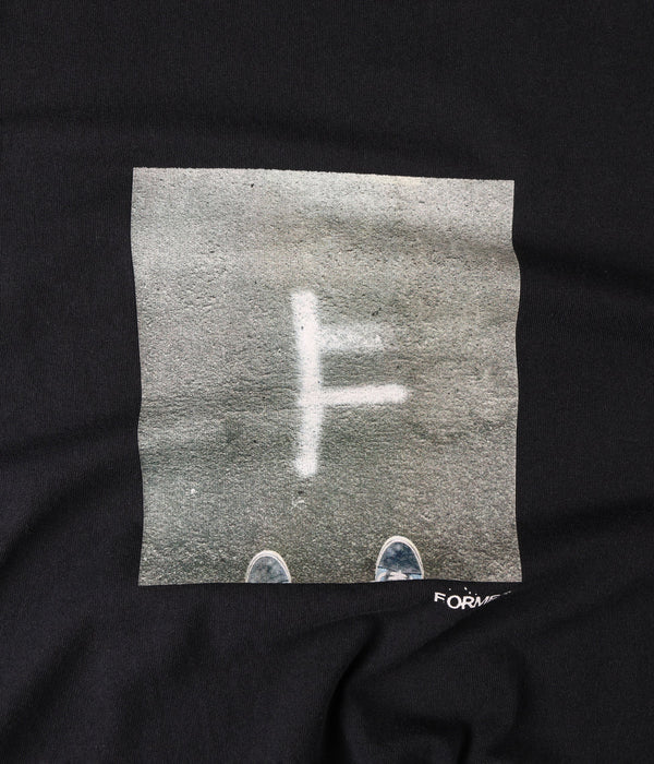 GROUNDED T-SHIRT