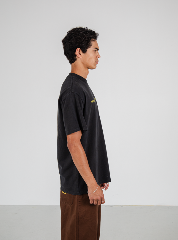 GLASS AVE LEAVE PARTY TEE