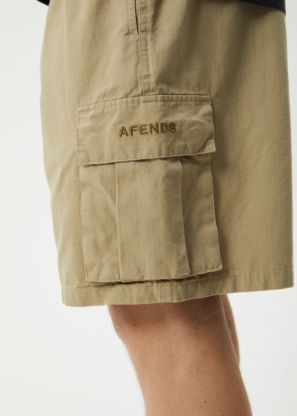 RIPPED OUT 98 OVERSIZE CARGO SHORT