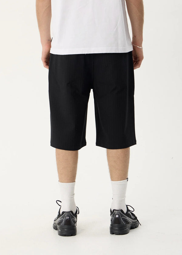 BUSINESS BAGGY PLEATED SHORT