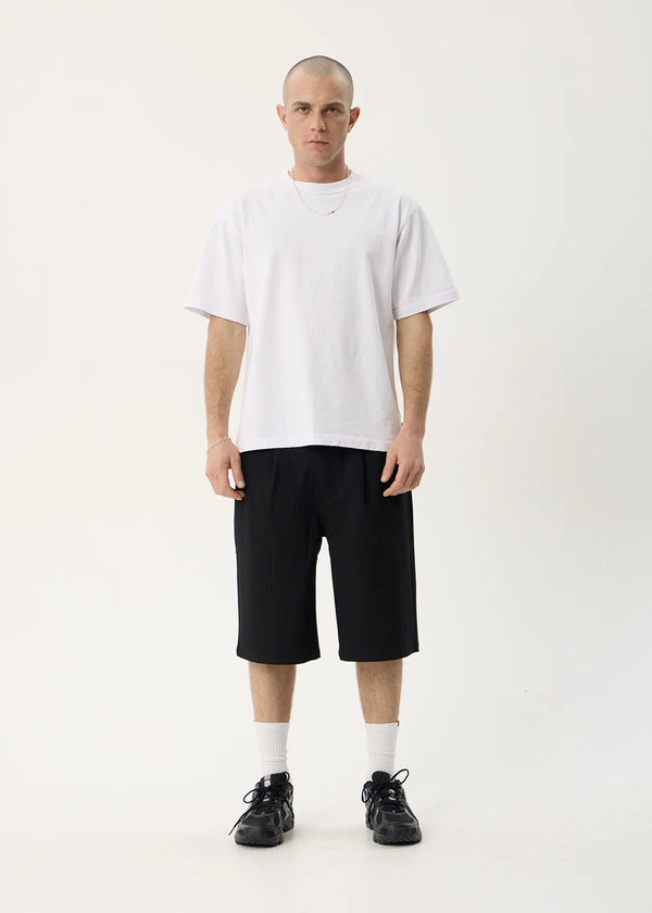 BUSINESS BAGGY PLEATED SHORT