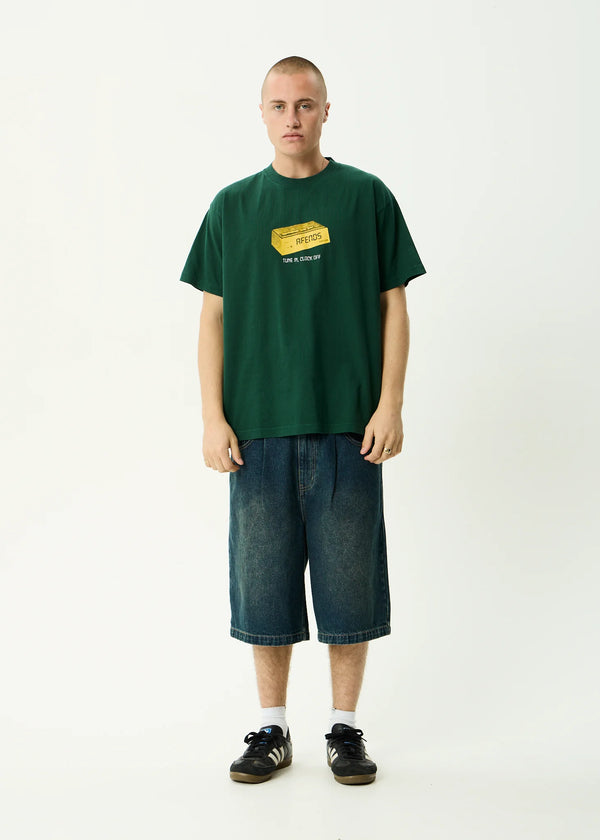 CLOCK OFF BOXY TEE