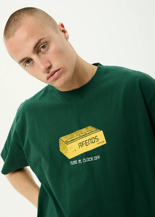 CLOCK OFF BOXY TEE
