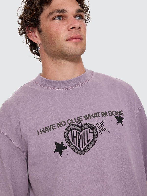 NO CLUE BOX CROP TEE