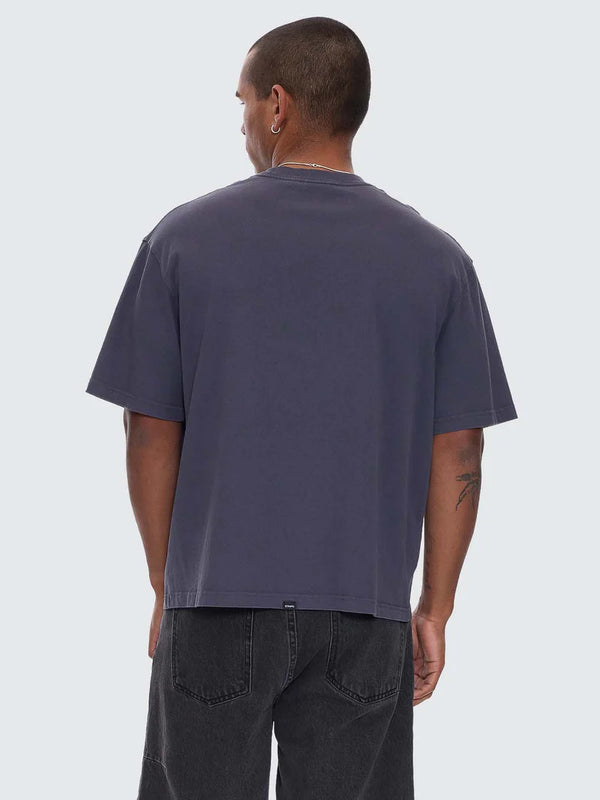 DAMAGE CONTROL BOX FIT OVERSIZE CROPPED TEE