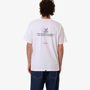 DELUX MERCH FIT TEE