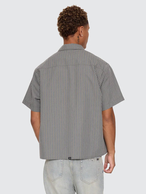 BUILT TO LAST CROPPED SHORT SLEEVE WORK SHIRT