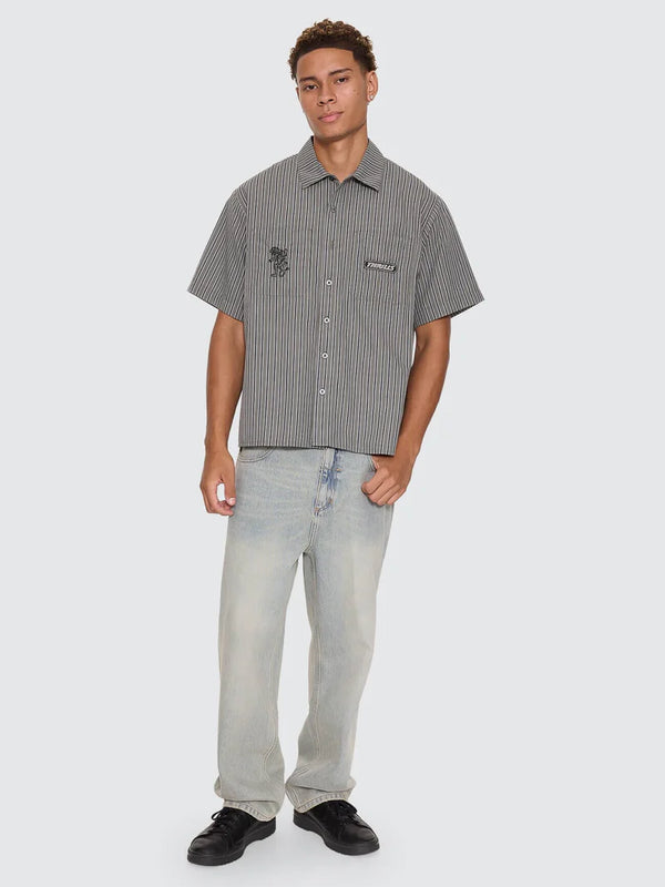 BUILT TO LAST CROPPED SHORT SLEEVE WORK SHIRT