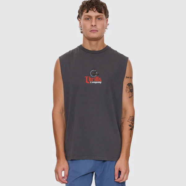 BANQUET MERCH FIT MUSCLE TEE