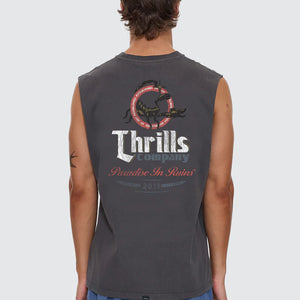 BANQUET MERCH FIT MUSCLE TEE