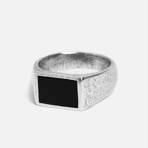 ONYX RING