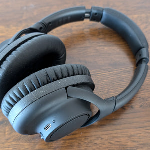 S300 BLUETOOTH WIRELESS OVEREAR HEADPHONES