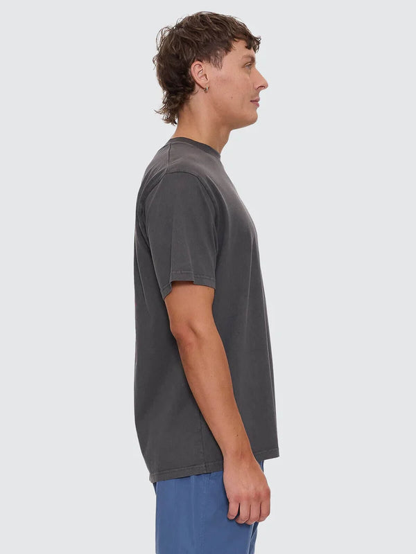 BANQUET MERCH FIT TEE