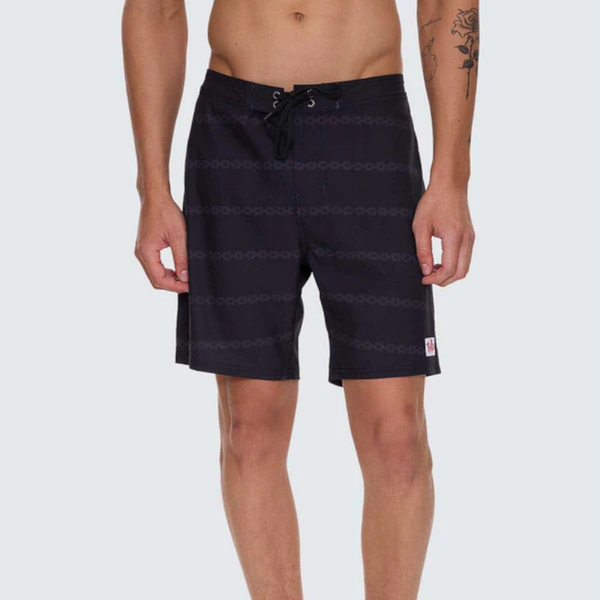 ONCE BITTEN TWICE SHY B/SHORT