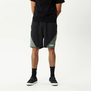 SPORTING PANELLED SHORT