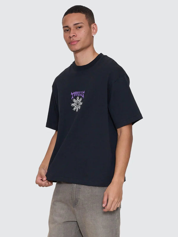 STAGGER BOX FIT TEE