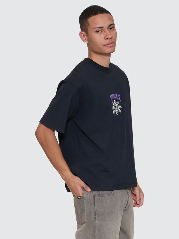 STAGGER BOX FIT TEE
