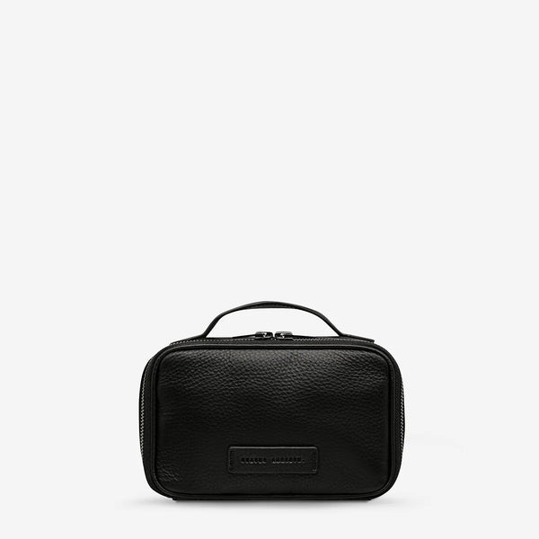 SAIL ON TOILETRY BAG