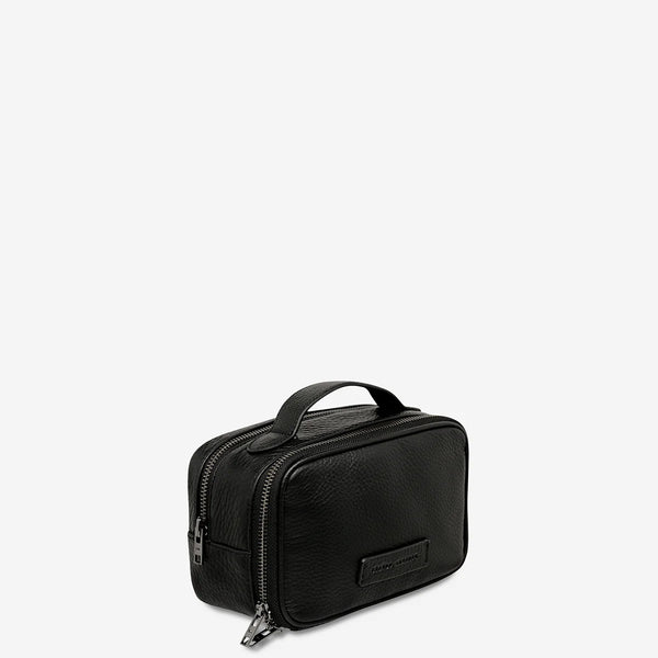 SAIL ON TOILETRY BAG