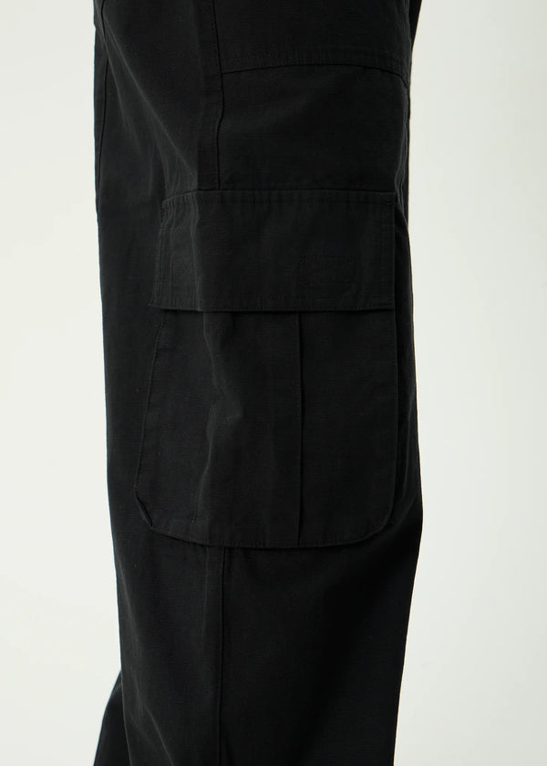 SUMMIT PLEATED CARGO PANT