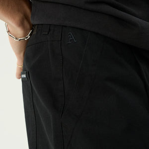 SUMMIT PLEATED CARGO PANT