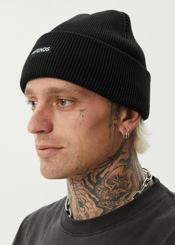 HOMETOWN BEANIE 26