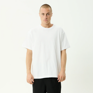 VINTAGE GENESIS HEAVYWEIGHT DISTRESSED BOXY TEE